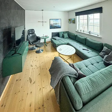 3 Bedroom Beautiful In Holiday home Ulfborg